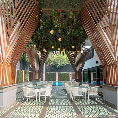 Park Inn By Radisson,South Delhi Nueva Delhi Exterior foto The interior of the hotel