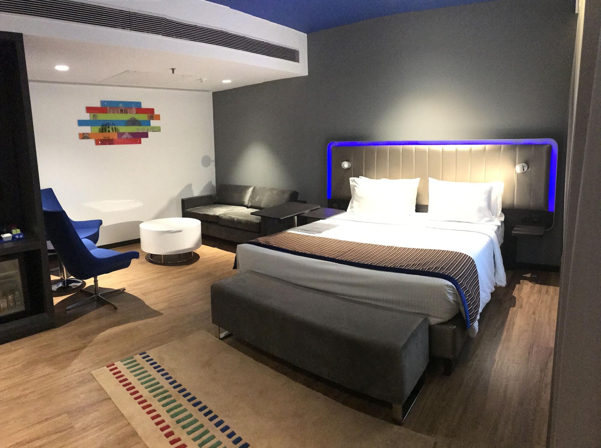 Park Inn By Radisson,South Delhi Nueva Delhi Exterior foto A room at the hotel