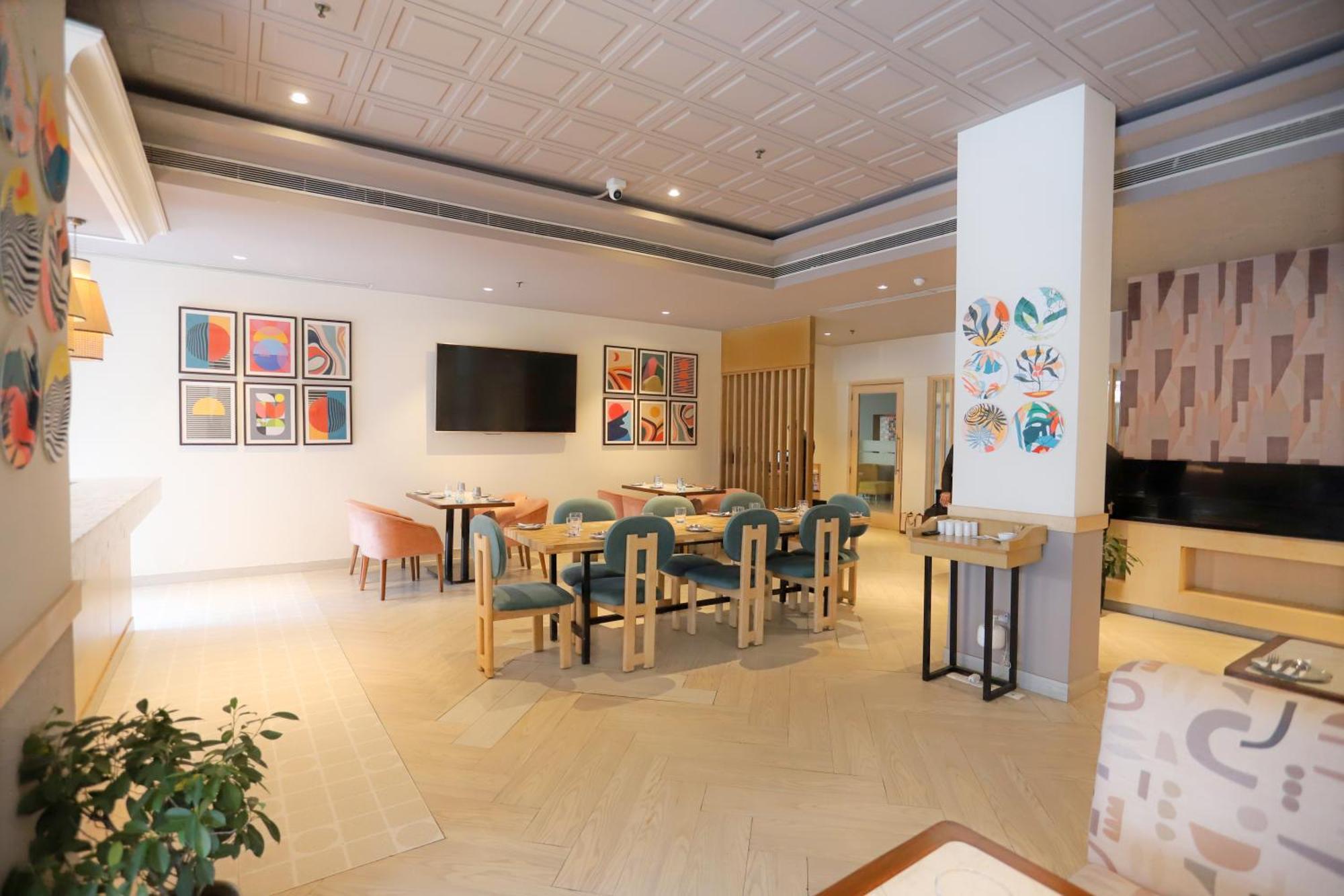 Park Inn By Radisson,South Delhi Nueva Delhi Exterior foto The lobby of the hotel