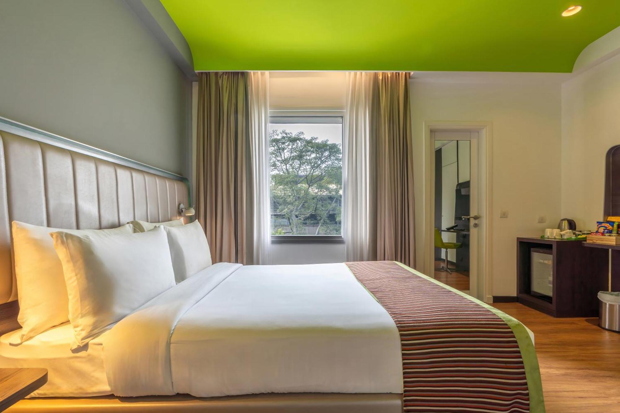 Park Inn By Radisson,South Delhi Nueva Delhi Exterior foto A room at the hotel